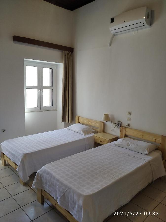 Paradisos Kastellorizou Meyísti Extérieur photo